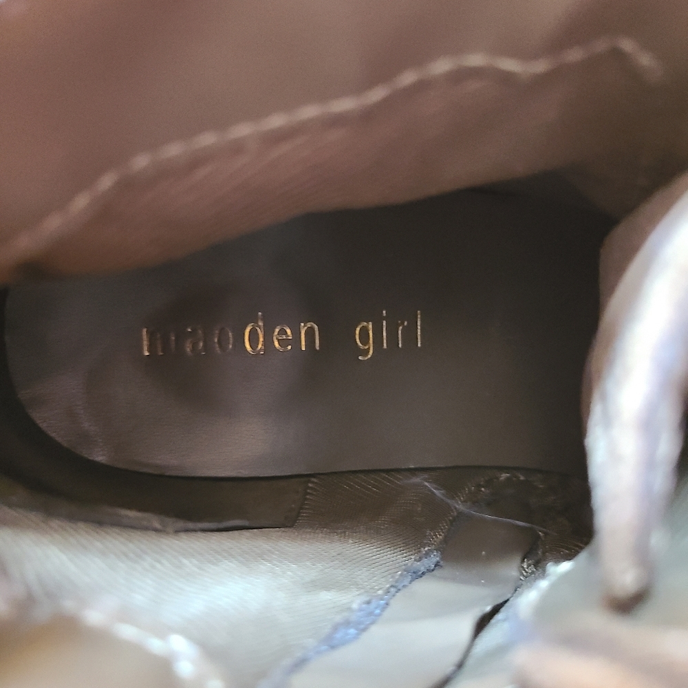 🦩3/$30 Madden Girl Olive Booties - size 8 - Picture 6 of 7